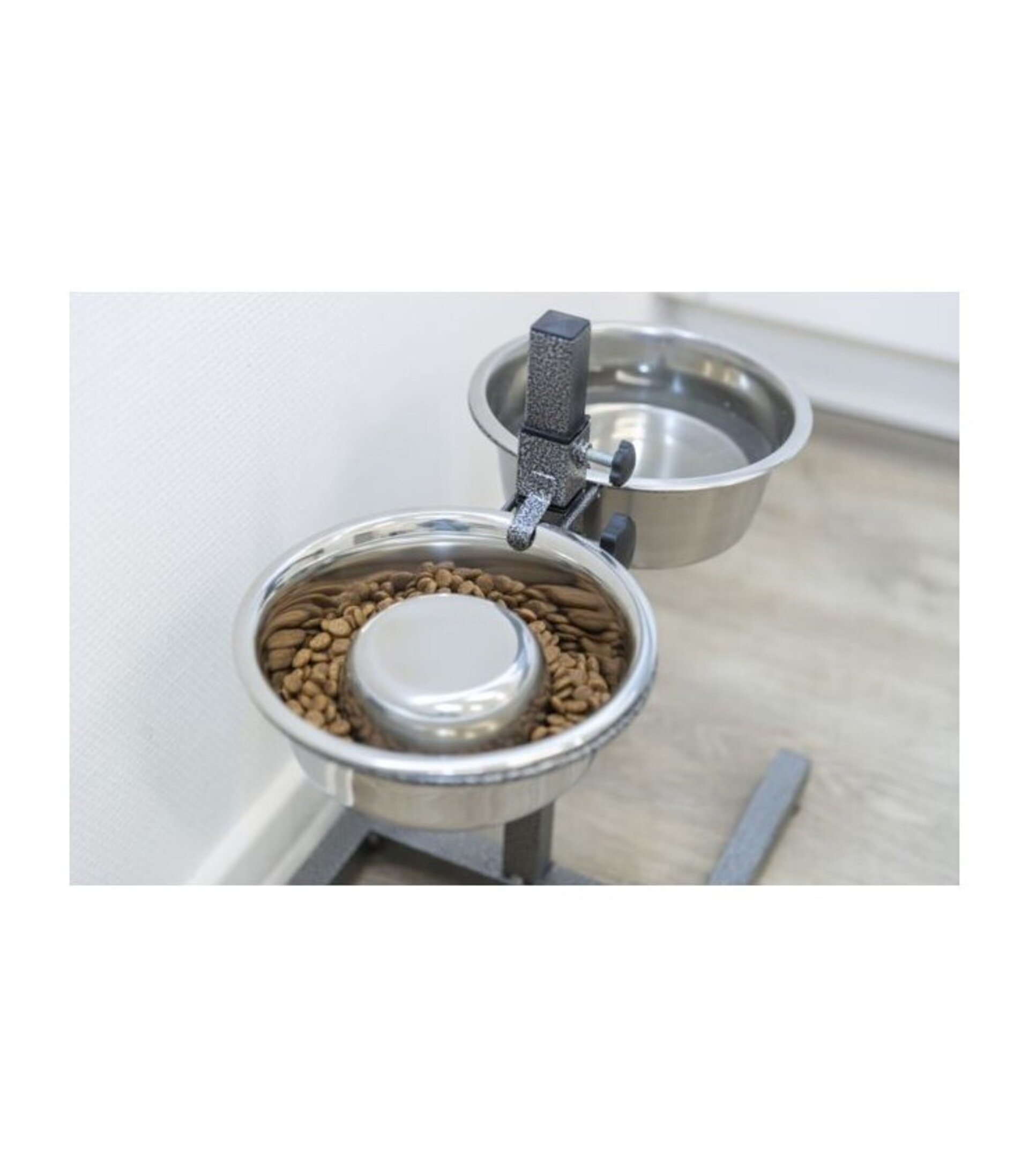 Comederos con soporte - 3